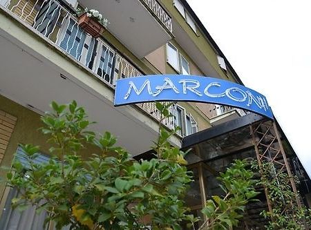 Hotel Marconi Fiuggi Kültér fotó